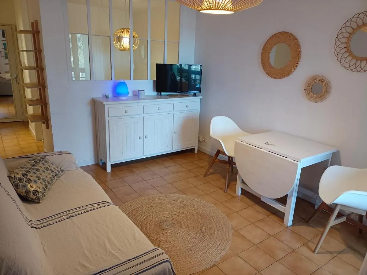Parc Des Salins Apartment Hyeres 0*,  France